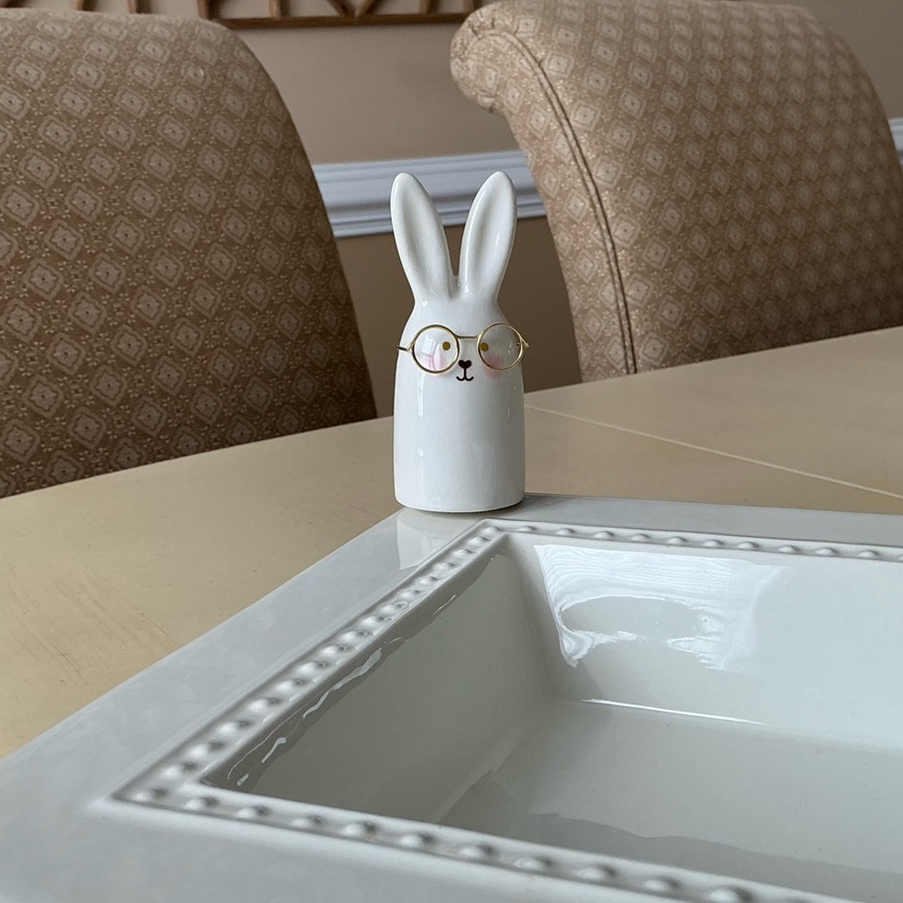 White Bunny With Gold Eyeglasses Platter Decoration 👓
